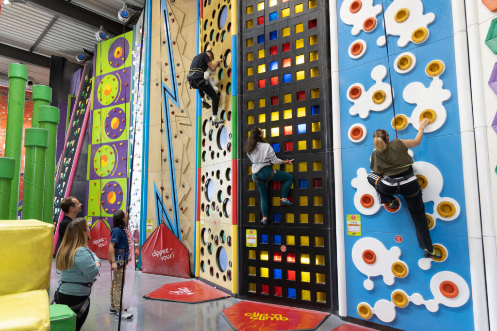 Climb Up Aubervilliers